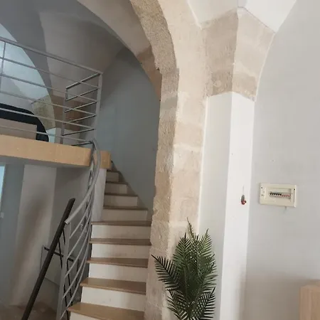 Apartment Civico 8 *